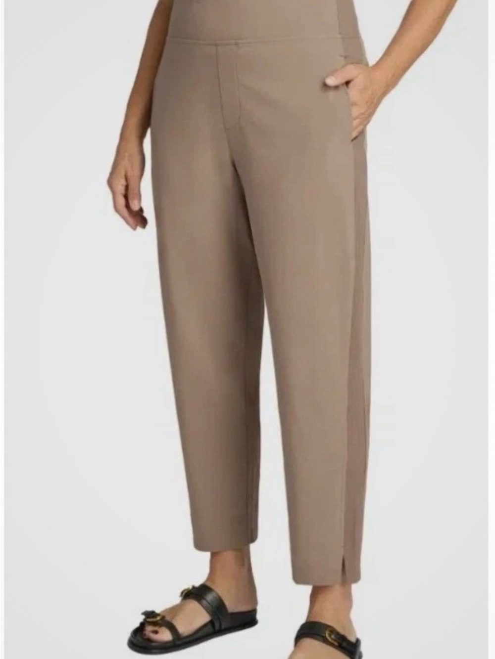 Kirkland Signature Women’s Lightweight Ankle Pant